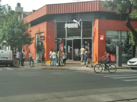 Venta de Local Comercial en Aguirre 700 Almagro