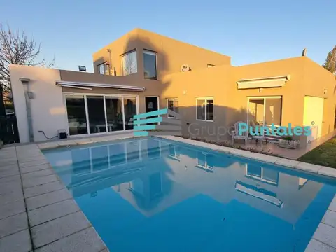 Casa en Venta en Countries y Barrios Cerrados en Esteban Echeverria, USD 280.000