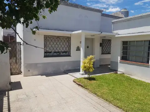 Ramos Mejía 100