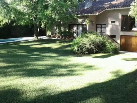 Casa en Alquiler Temporal en Punta del Este, USD 15.000