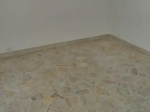 Bolivia 100, Piso 3