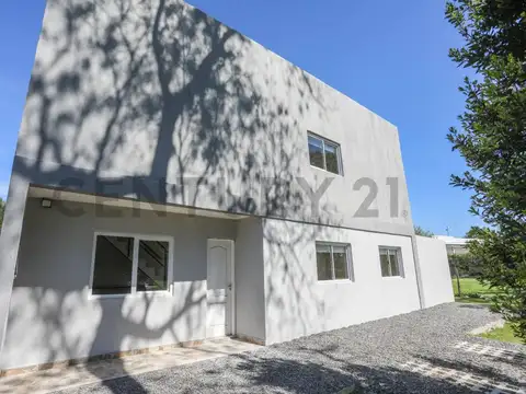 VENTA CASA - BARRIO - LA CANDIDA CLUB DE CAMPO - BARRIO PRIVADO