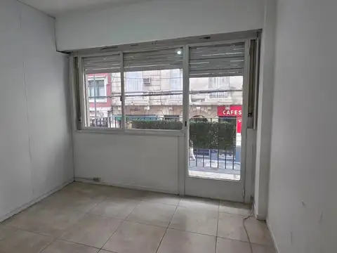 2 ambientes con balcón en alquiler