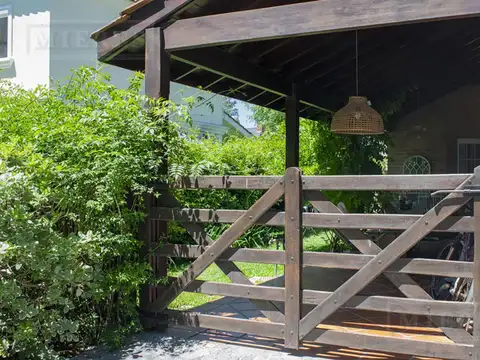 Casa en Venta en El Establo, USD 370.000