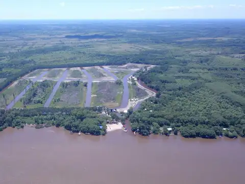 Lote venta en barrio cerrado náutico en Delta de San Fernando - Albardon