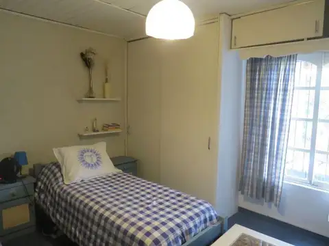Casa 2 ambientes con 1 baño