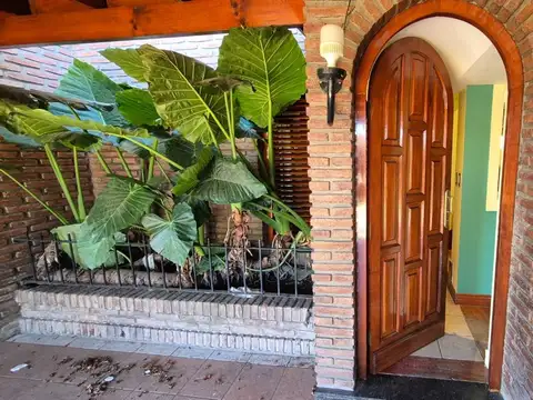 Calle 484 esquina 23 2700