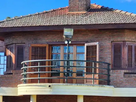 CASA EN VENTA GONNET LA PLATA