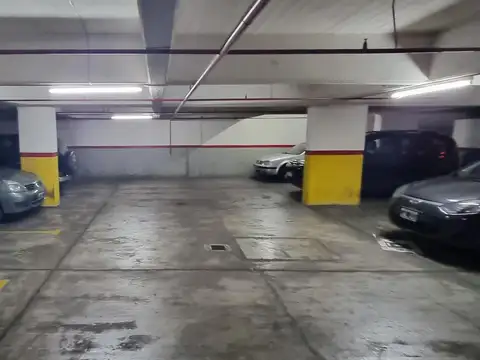 Cochera en venta en Belgrano