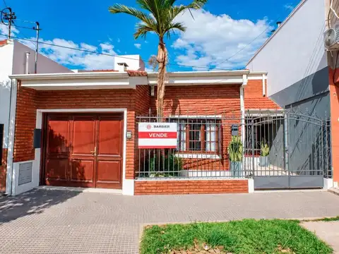 CASA EN VENTA - PEÑALOZA 6000- SANTA FE