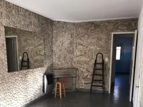 Casa en Alquiler con 1 cochera