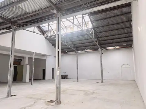 Galpon en Alquiler en San Telmo, USD 3.500