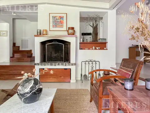 Muy linda casa en alquiler en Las Lomas- La Merced.