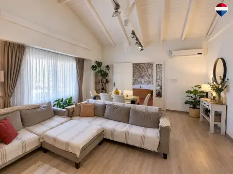 Casa 4 ambientes Sáenz Peña Pileta Venta