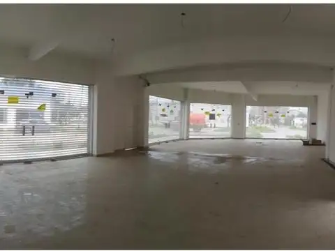 Edificio Comercial - Marcos Paz