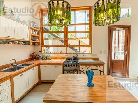 Depto Tipo Casa 3 ambientes con 2 baños