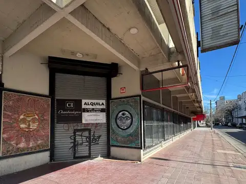 Local en Alquiler en Centro  - Zárate, $ 9.500.000