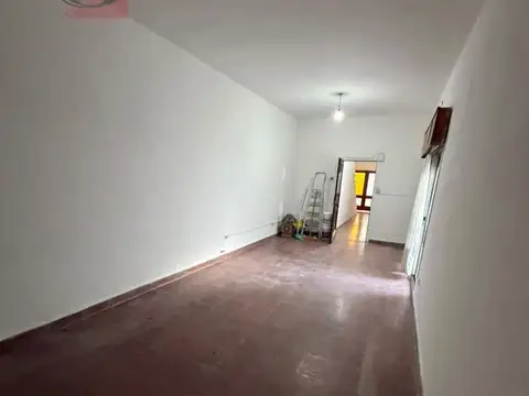 Depto Tipo Casa en Alquiler en Lanús Oeste, $ 600.000