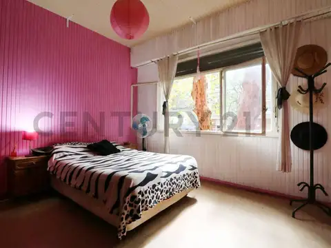 Departamento 6 ambientes con 2 baños