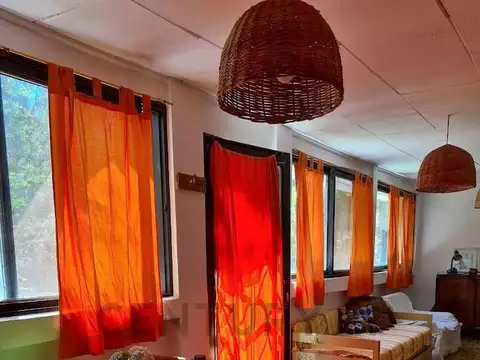 VENTA CASA 4 AMBIENTES - ISLA TIGRE