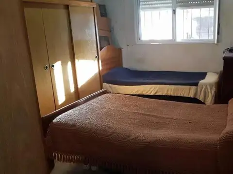 Casa 2 ambientes con 1 baño