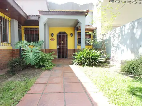 VENTA CASA 4 AMBIENTES