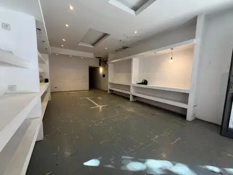 Excelente local doble en Belgrano R — 210m2