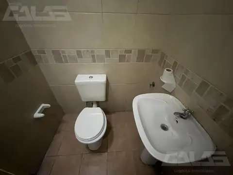 Local en Alquiler en San Antonio de Padua, $ 600.000