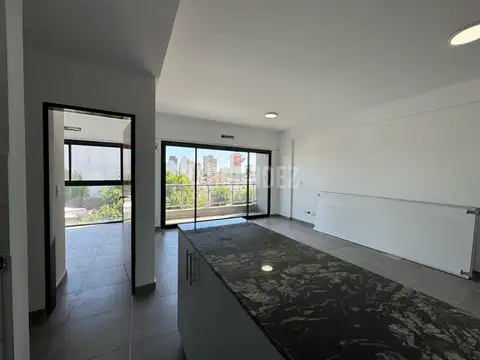 DEPARTAMENTO 2 AMB CON BALCON, A ESTRENAR, ESCALADA CENTRO