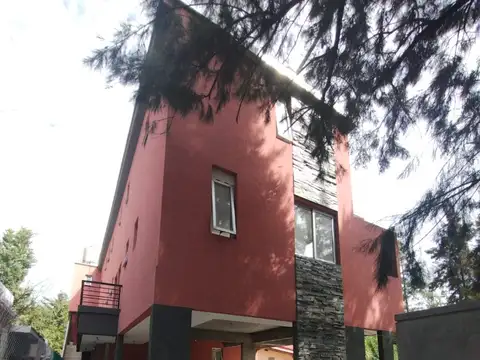 LOS NARCISOS 500, Piso 1