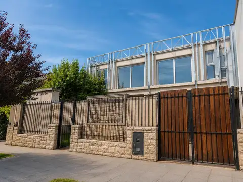 Casa en Venta al Este