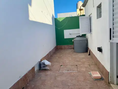 Depto Tipo Casa en Venta de 1 dormitorio