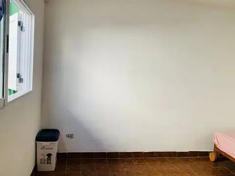 Depto Tipo Casa en Venta en Los Hornos, USD 35.000