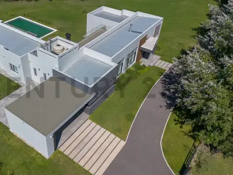 Casa en Venta 1 año