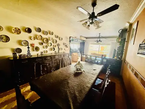 VENTA. BELGRANO. PISO. 6 AMBIENTES . COCHERA BAULERA.
