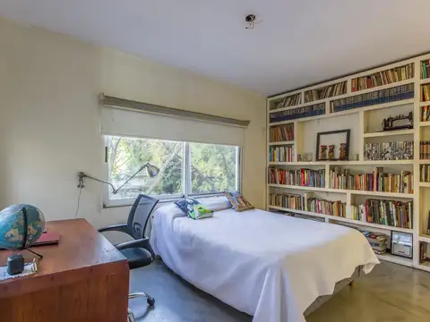 Casa 6 ambientes con 5 baños