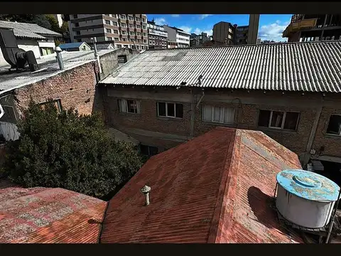 Edificio Hostel + Lote para Desarrollo en Microcentro de Bariloche