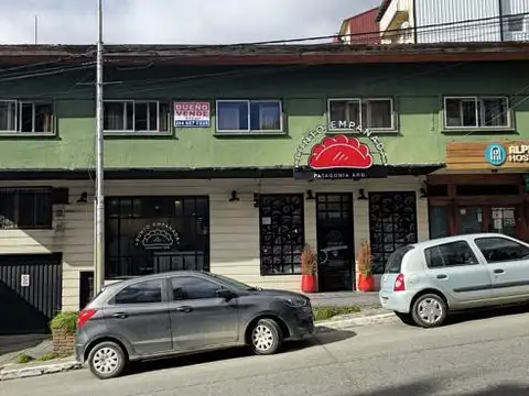 Edificio Hostel + Lote para Desarrollo en Microcentro de Bariloche