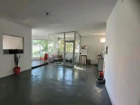 OFICINA EN FOCO COMERCIAL - 95 m2