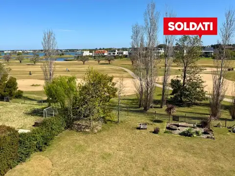 Casa en alquiler anual con muebles Golf Nordelta
