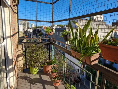 ALQUILER PERMANENTE O TEMPORARIO MONOAMBIENTE AMOBLADO ALMAGRO