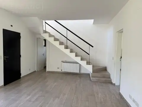 Casa en Alquiler al Este