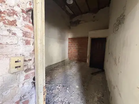 Local en Venta en Luis Agote, USD 220.000