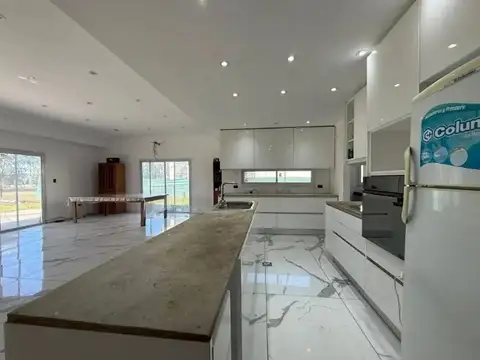 Casa en Venta al Oeste