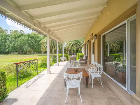 Casa en Venta en Chacras De La Cruz, USD 570.000