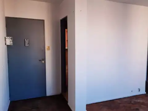 Laprida 1700, Piso 8 C
