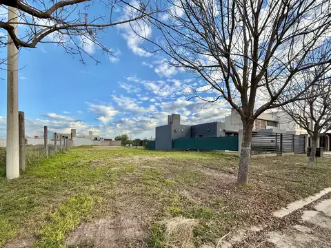 Terreno en Venta 51  mts Fondo