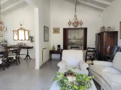 Casa en Venta en La Celia, USD 150.000
