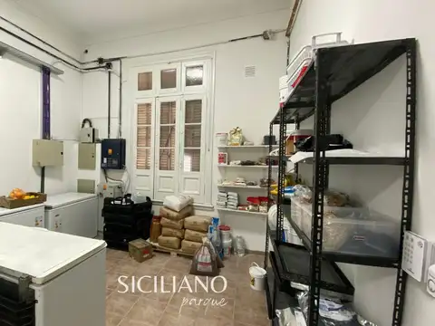 Local en Venta 50 años