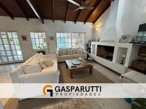 Casa en Venta en Aranjuez, USD 230.000